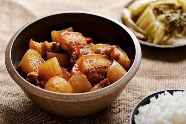 hinh-anh-thit-kho-cu-cai