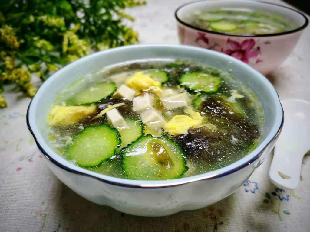 Ngay-nong-khong-thiet-tha-an-com-moi-bua-cu-an-1-bat-canh-nay-vo-tinh-giam-vai-ky-1-1625809422-95-width1440height1080